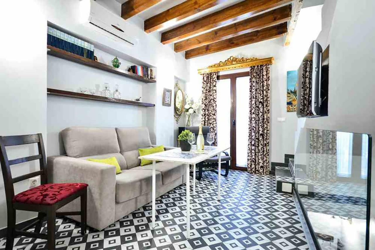 Casa Alfalfa 2 Dormitorios Terraza Y Solarium Privado セビリア エクステリア 写真